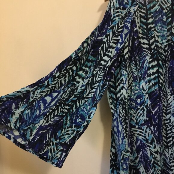 100% Rayon Papa Vancouver Fern Boho Cold Shoulder Bell Sleeve Button Down Top - Picture 8 of 15